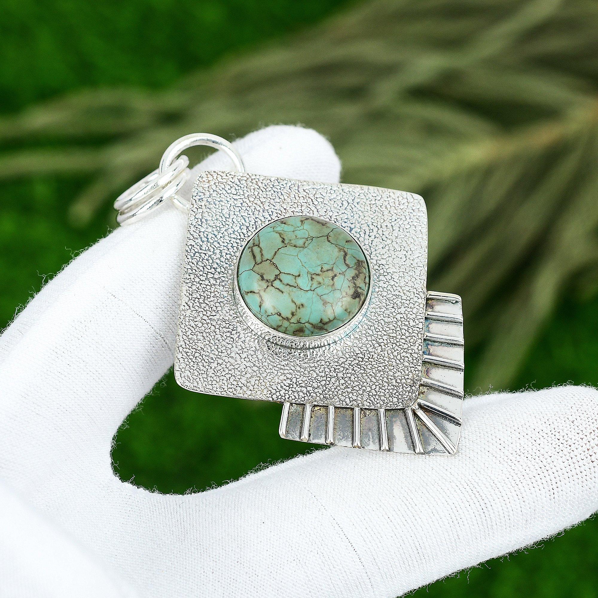 

Natural Tibetan Turquoise Gemstone Pendant Blue 925 Sterling Silver Jewelry
