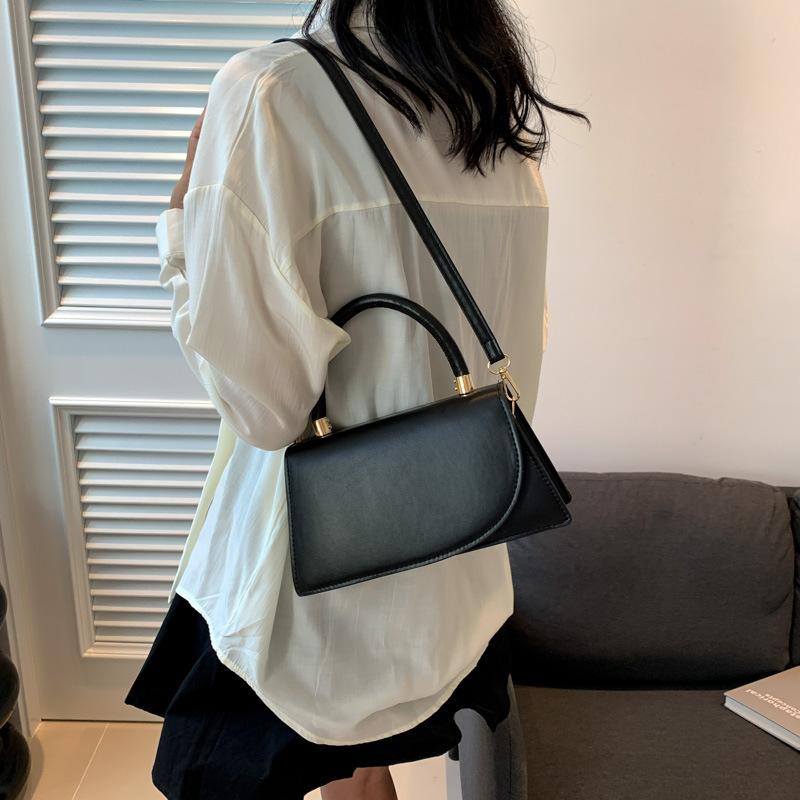 2025 Summer New Trend Fashion Retro Shoulder Bag Simple Fashion Messenger Bag Simple Fashion Small Square Bag Women