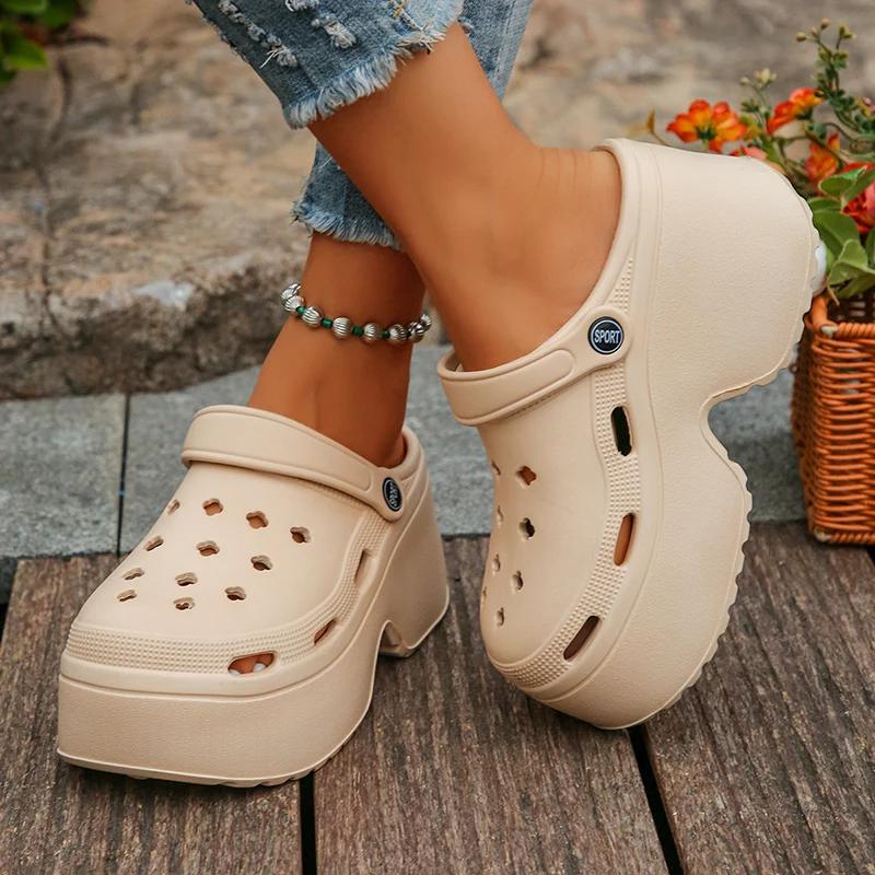 Women's Fashion Chunky Platform Sandals 2025 Summer Thick Bottom Clogs Garden Shoes Women Outdoor Eva Non Slip Beach Slippers