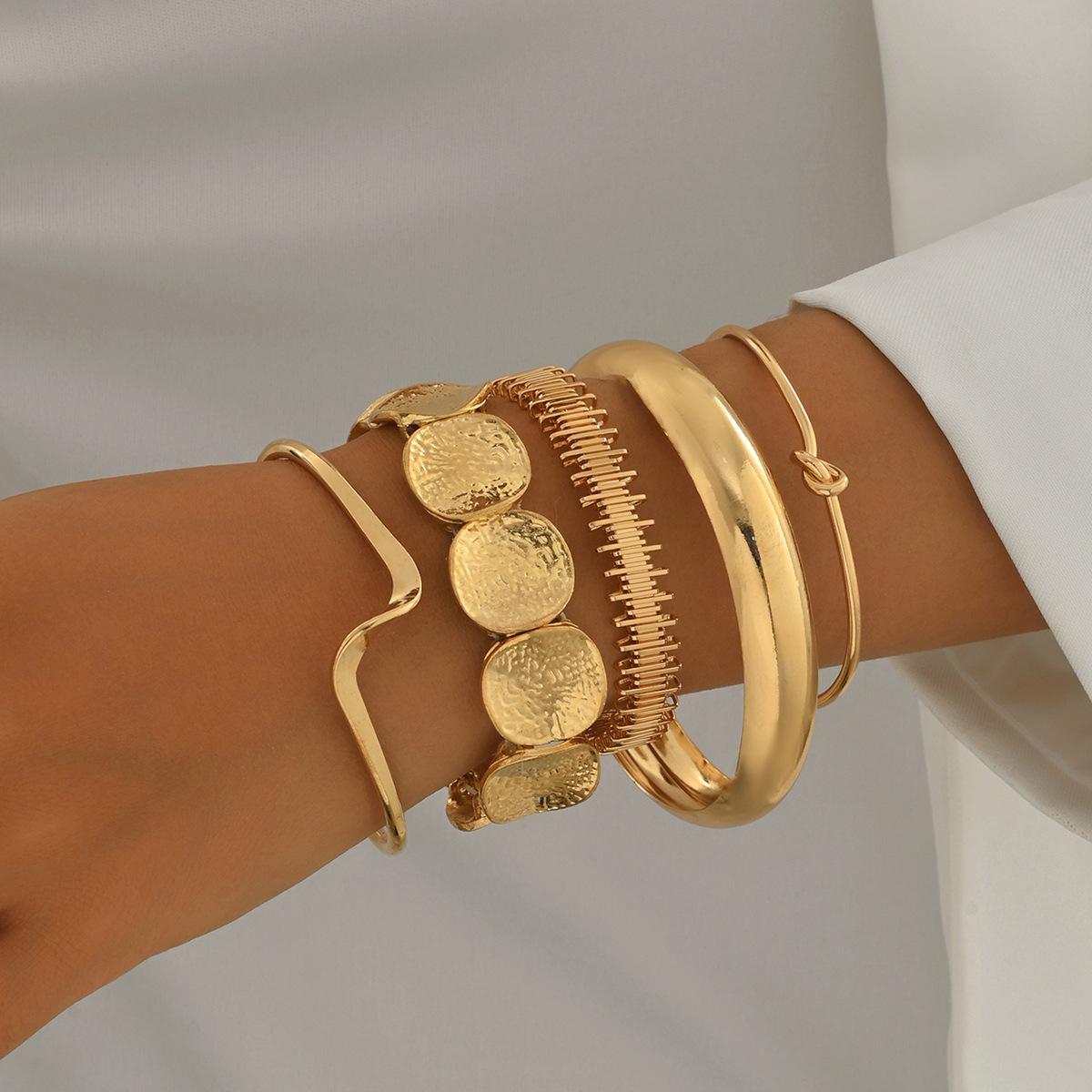 

5/10 Pcs Wave Knot Round Disc Stackable Bracelet Set Fashion Mixed Texture Wavy Cuff Wristbands Jewelry For Women Daily Wear New
