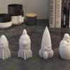 Elegant Moon Figure Artwork Mold Astronaut Resin Figurine Crafting Silicone Mold for Crafts and Home Decorations