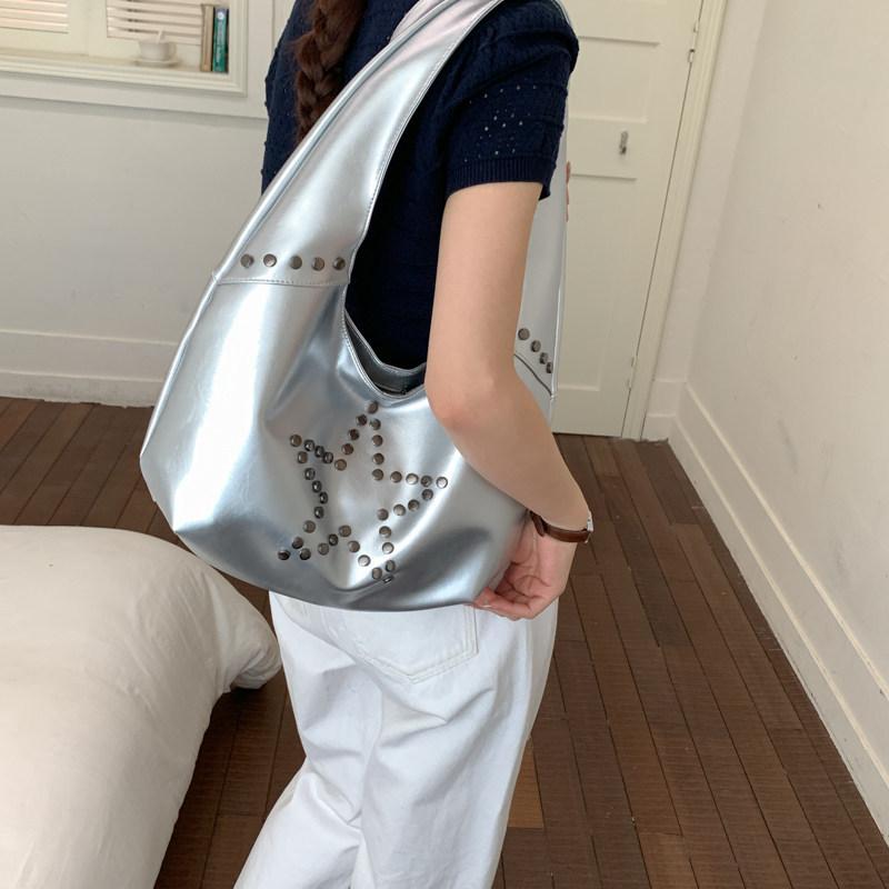 Korean Style INS Minimalist Retro Star Rivet Crossbody Bag Large Capacity Women's Shoulder Bag Versatile Handbag