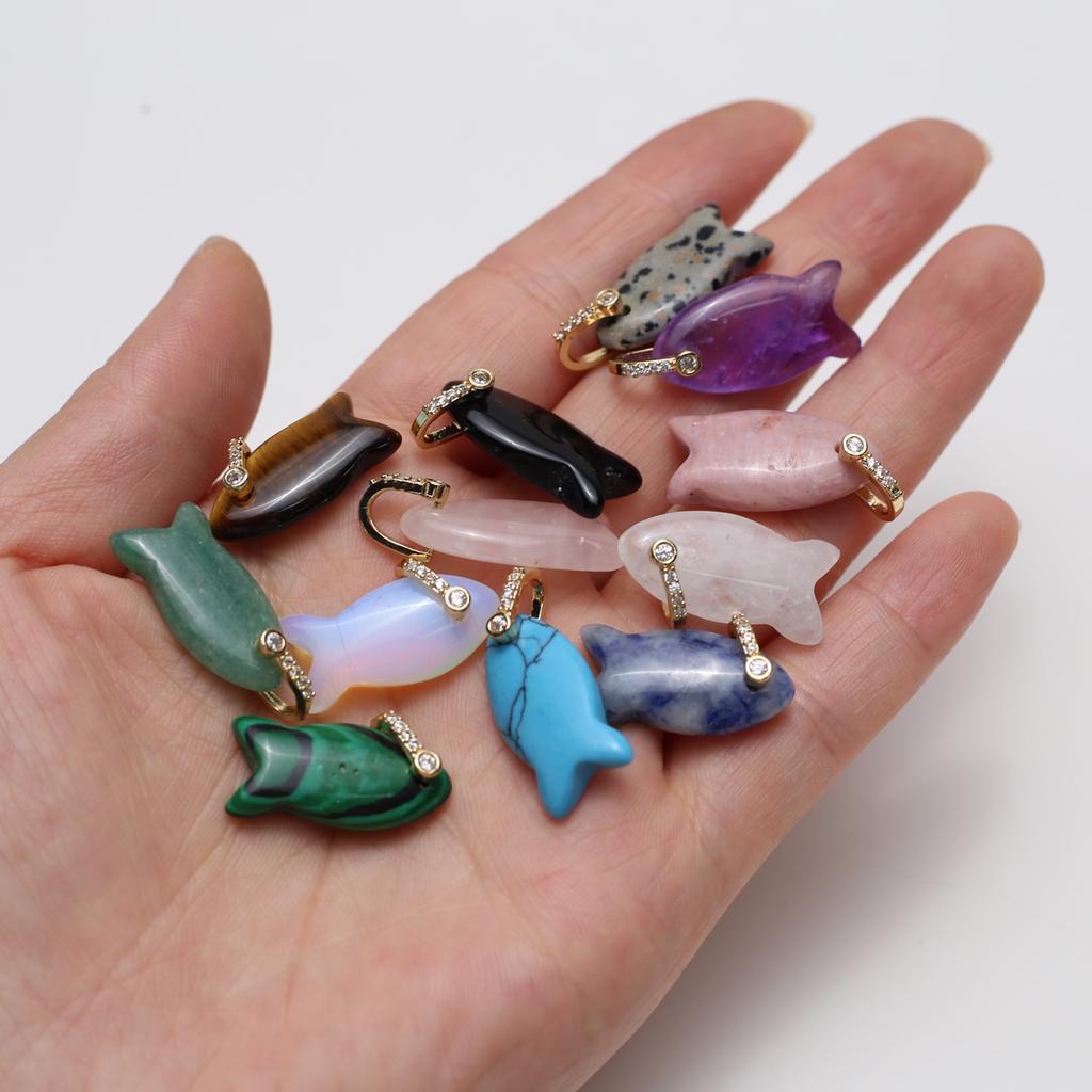 5Pcs, Natural Stone Crystal Rose Quartz Malachite Gemstone Pendant, Boho Handmade Small Fish Charms for Jewelry Making DIY Crafts, Unisex Gift 12×18mm
