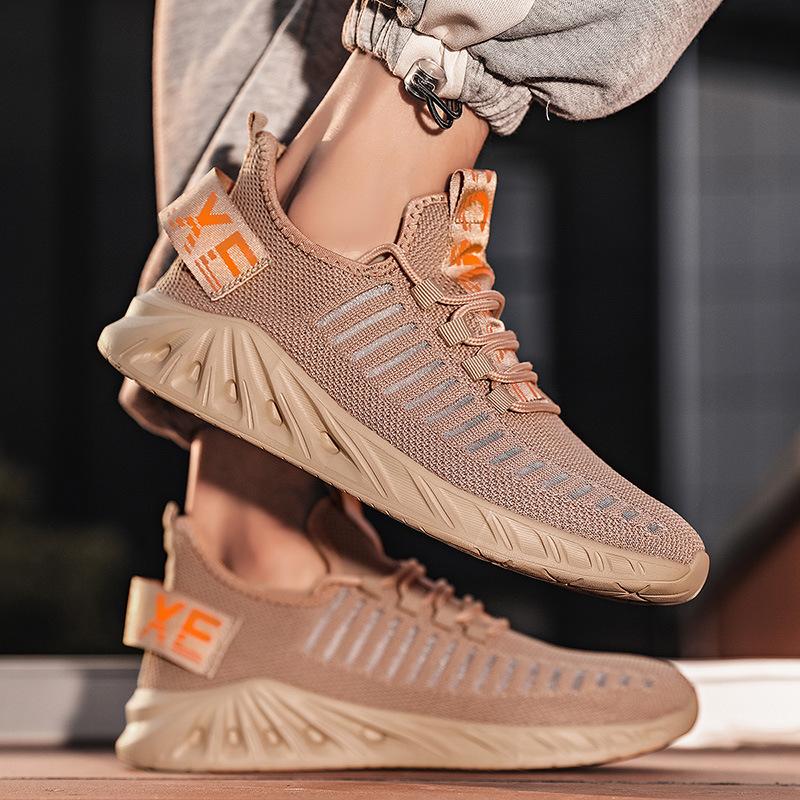Casual mesh men's sports style fashion fly-woven shoes outdoor single shoes large size breathable running men's shoes