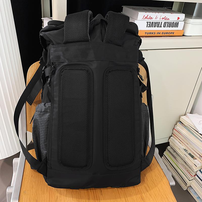 Men's Sports Outdoor Backpack Large Capacity Waterproof Computer Backpack