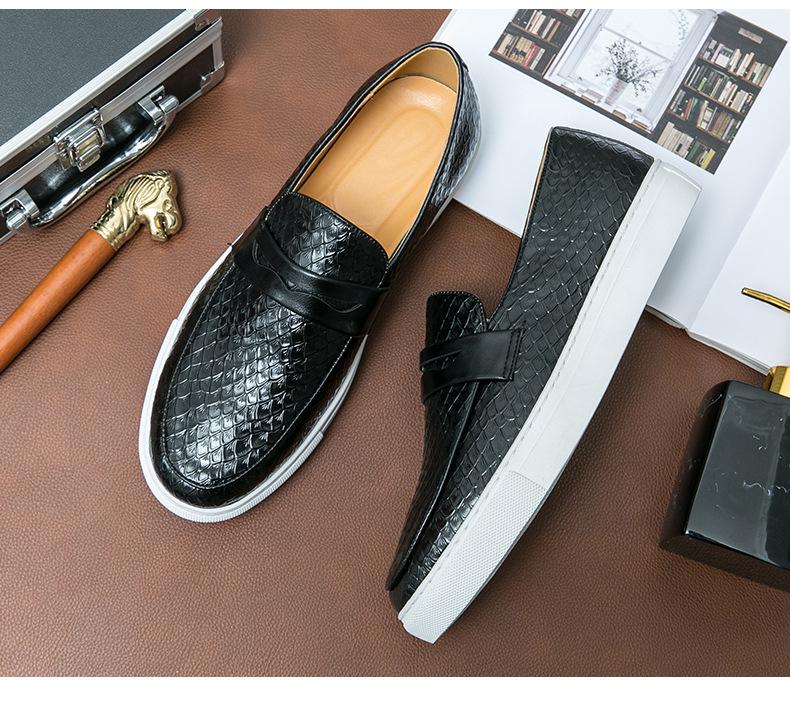 Men's British Style Skate Shoes: Large Size Leather Loafers Slip-On Casual Driving Shoes
