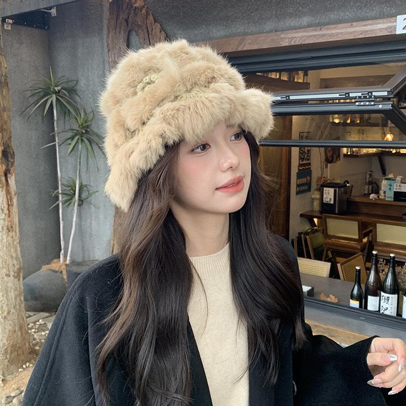 

Autumn and winter thickened plush warm wool knitted hat hair-free hat female winter cute fluffy Internet celebrity fur M（56-58cm） верблюд