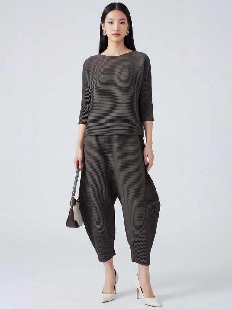 Miyake Women's High-End Flattering T-shirt & Irregular Harem Pants Two-Piece Set