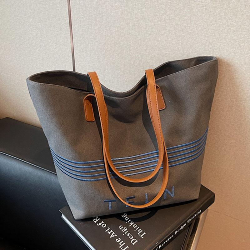 

Casual large-capacity striped canvas tote bag women s new retro fashion shoulder bag