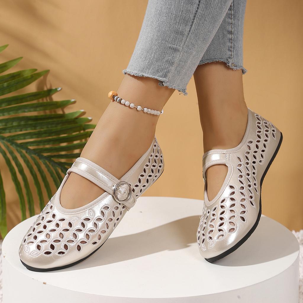 2025 New Casual Fashionable Women Summer Hollow Sandals Lightweight Closed Toe Sandals Soft and Comfortable Ballet Flat Shoes