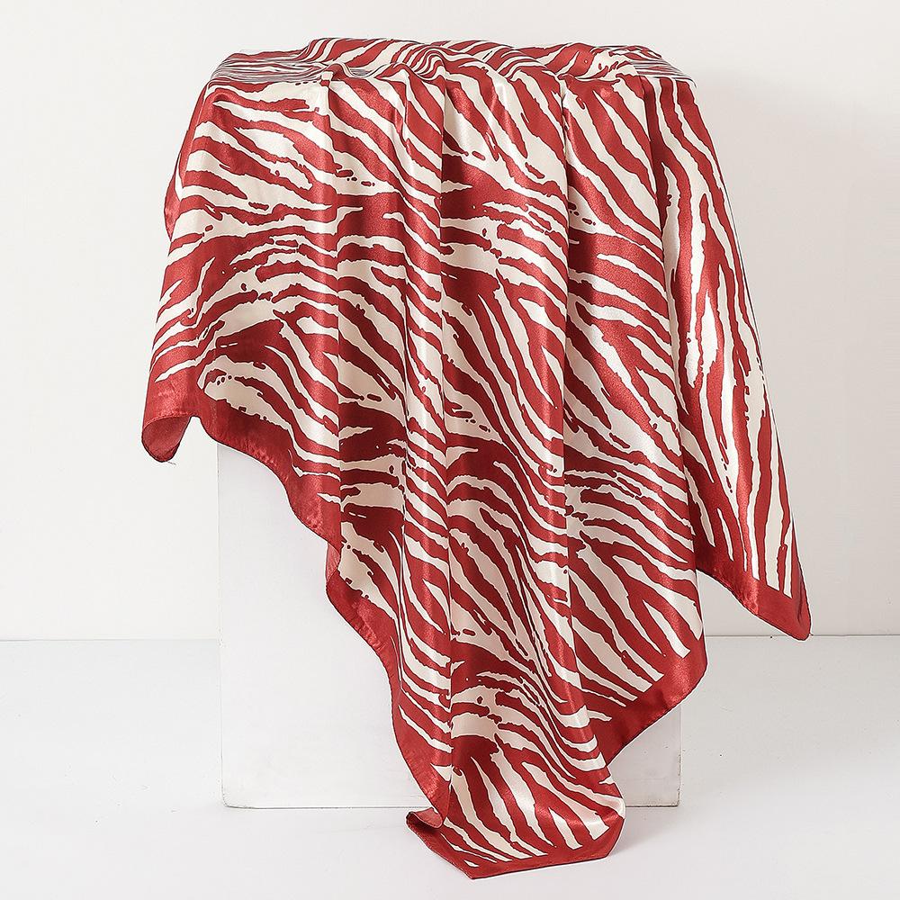 Design Satin Silk Imitation Shawl Hijab Scarf Women Print Ginkgo Leaves Sunscreen Beach Wraps Hijab Female Headkerchief Echarpe
