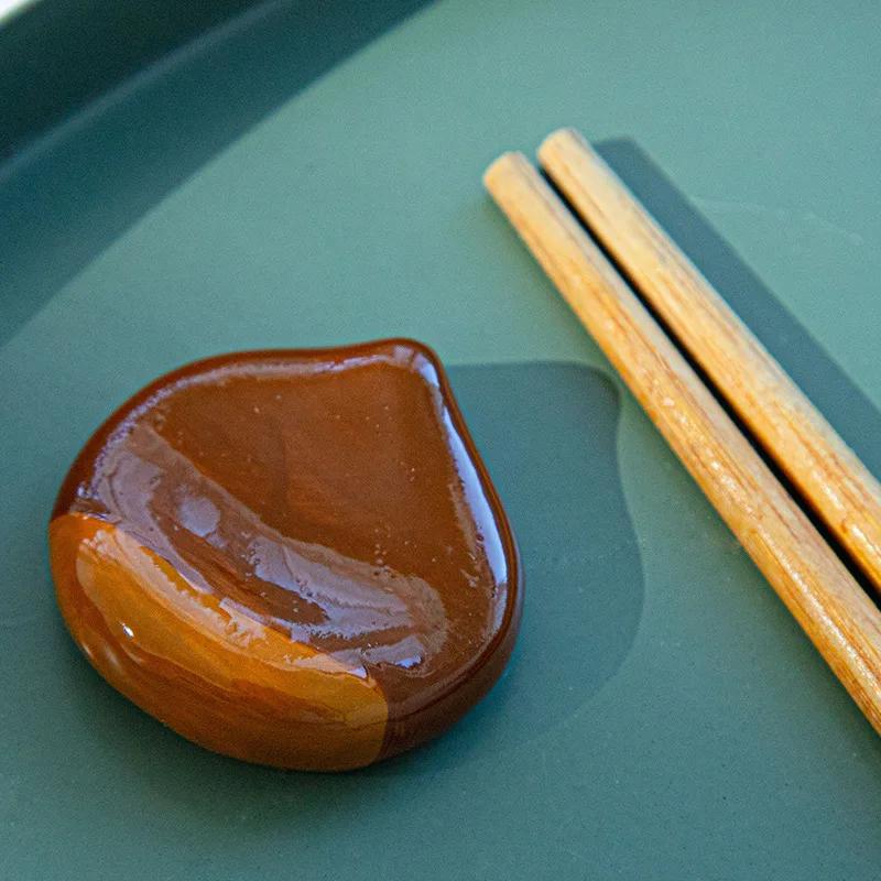 

ZAKKA Creative Chopstick Holder Chinese chestnut Shape Porcelain Chopsticks Stand Spoons Rest Table Decoration Kitchen Supplies