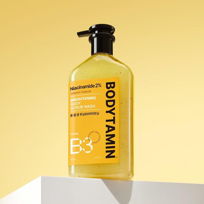 Beyond Bodytamin Niacinamid 2% Vita Kapsle Rozjasňující tělový peelingový mycí gel 500 ml