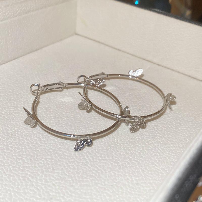 European and American plain ring earrings, stud earrings, cold wind, niche earrings, temperament earrings, light luxury