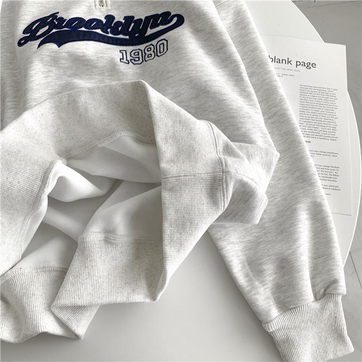 Women's Light Grey Retro Embroidered Casual Half-Zip Sweatshirt