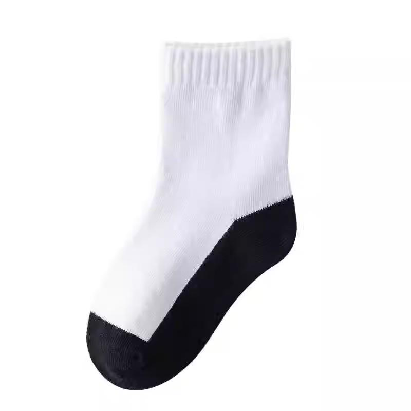 Dziecięce bawełniane skarpety: Biało-czarne, do połowy łydki, dezodorujące, odporne na zabrudzenia, odpowiednie na wiosnę, jesień i zimę