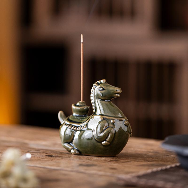 Porcelain Horse Stick Incense Holder Creative Tea Table Ornaments Aromatherapy Burner Fragrance Censer Home Decor