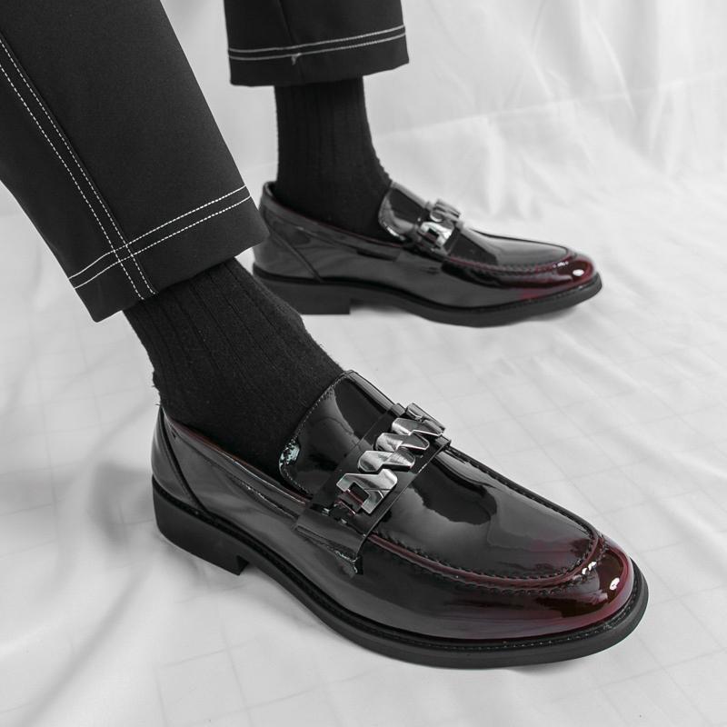 Fashion New Platform Men's Green Loafers Slip On All-match Wedding Shoes Patent Leather Shoes for Men Men Pointed Toe Flats Formal Shoes