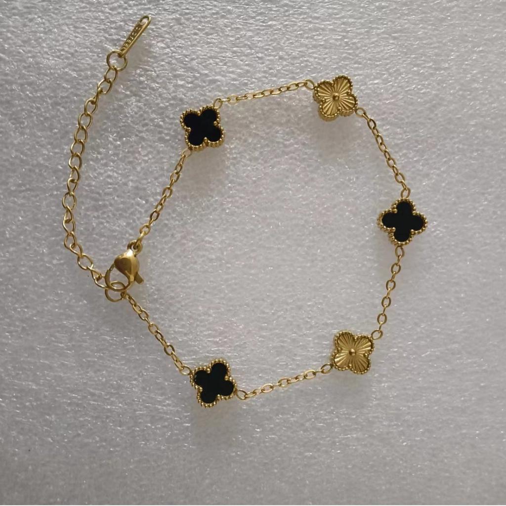 9mm Mini Version of The Lucky Four-leaf Clover Bracelet Double-sided Mother-of-pearl Radium Flower 18K Hundred Fashion Bracelet