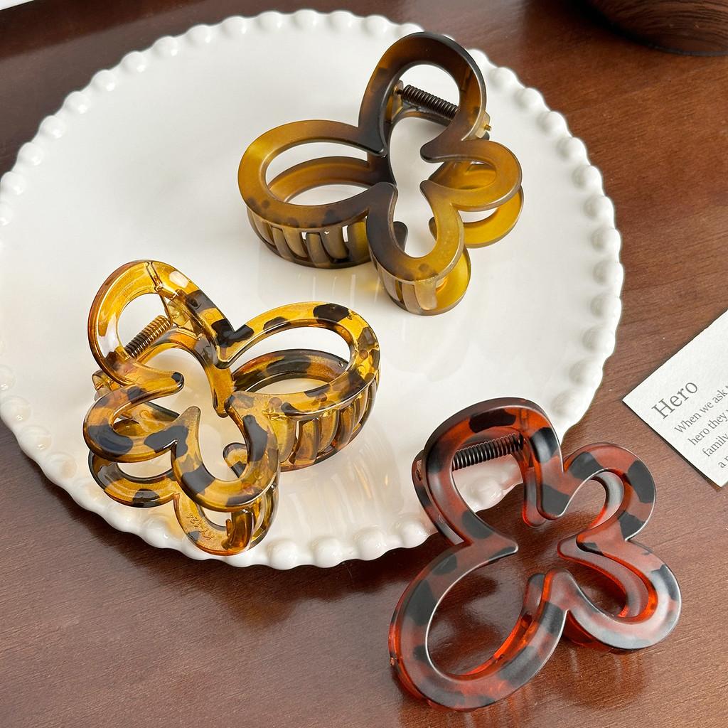 Trendy Vibrant And Butterfly Claw Clip For Women Enhancing Casual And Styles Formal