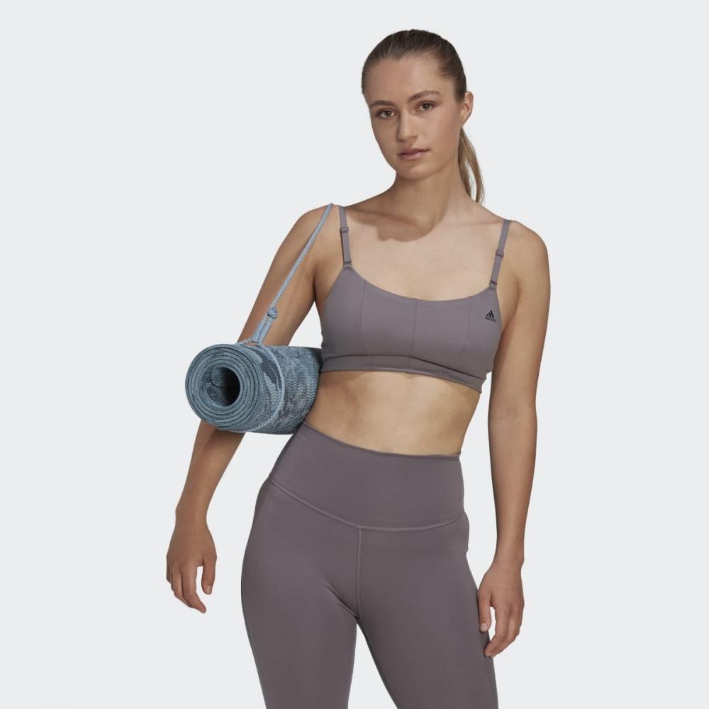 

Легкий поддерживающий бюстгальтер Adidas Yoga Studio (ТРАГРЕ)