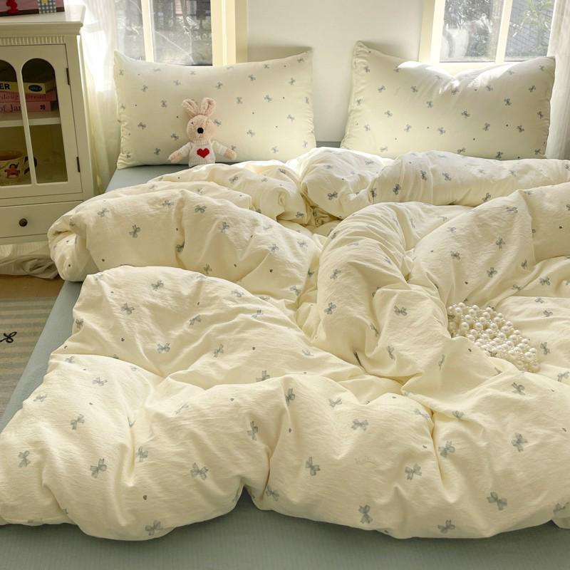 G5Z25 Jacquard Four-Piece Nude-Sleep Bedding Set with Cloud-Feel Double-Layer Gauze for Girls, Includes Duvet Cover and Fitted Sheet