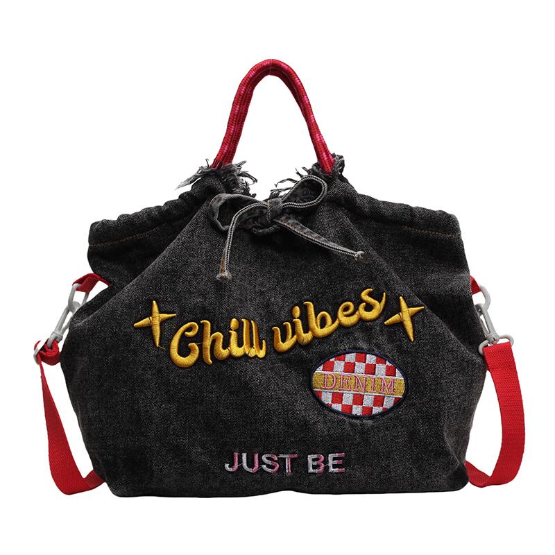 

Джинсова сумка. Жіноча сумка. Сумочка з вишивкою чорний