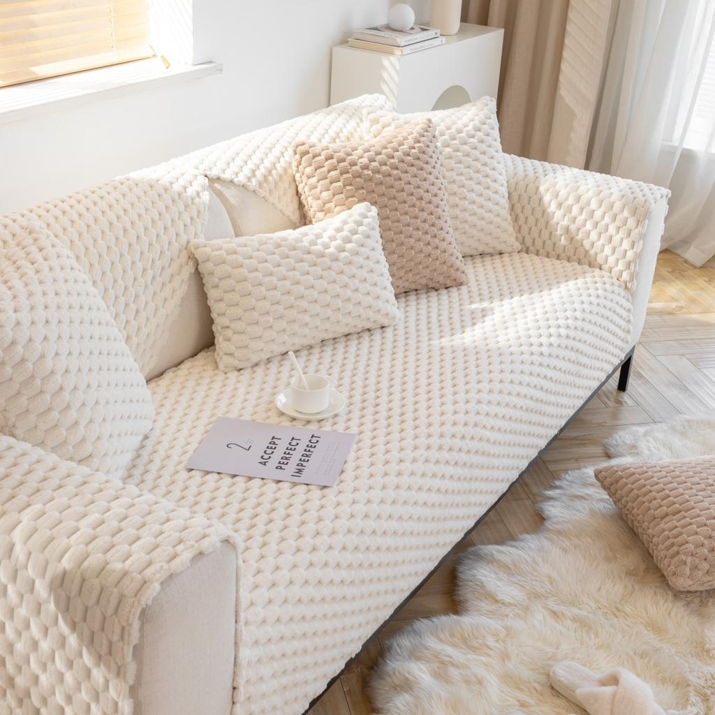 1pc Honeycomb Velvet Sofa Cover, Pet's Favorite, Couch Towel, Thick Plush Furniture Protector, Fuzzy Non Slip Sofa Slipcover