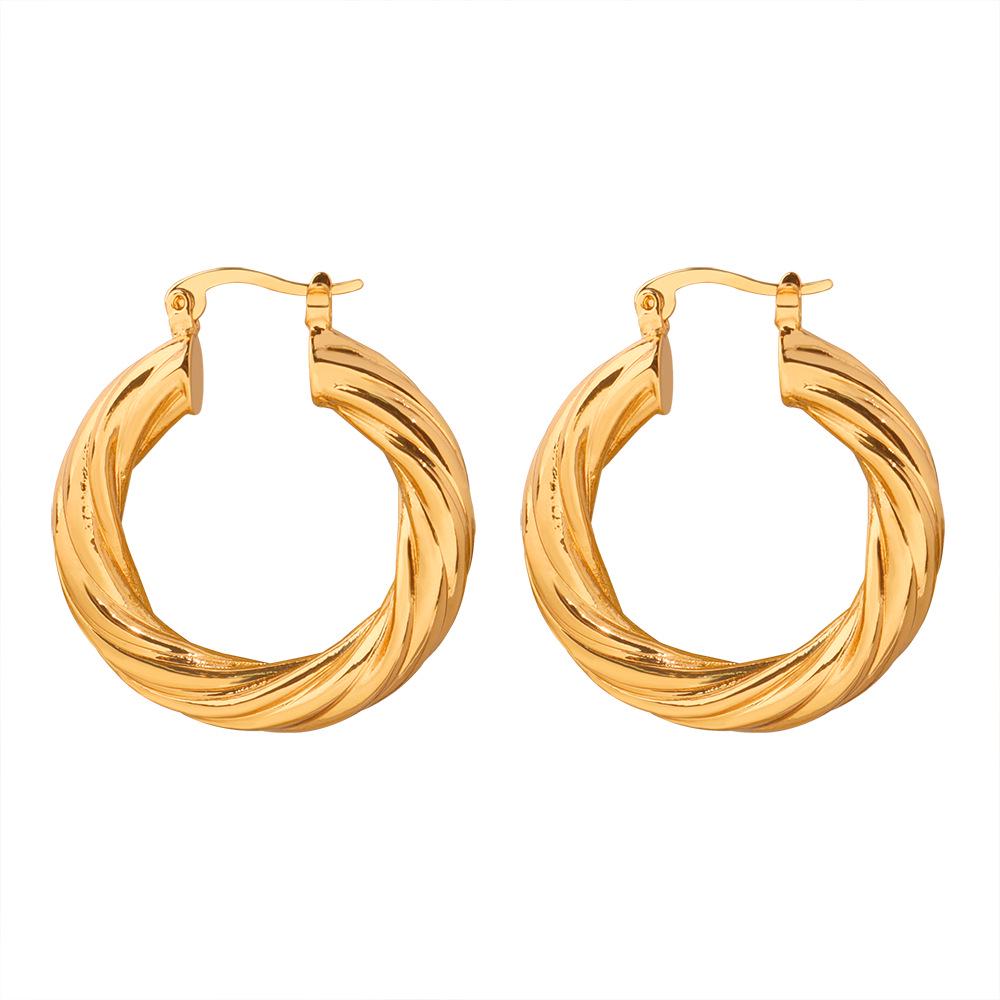 European Retro Style 18k Gold-Plated Copper Twisted O-Shaped Ear Cuff Earrings
