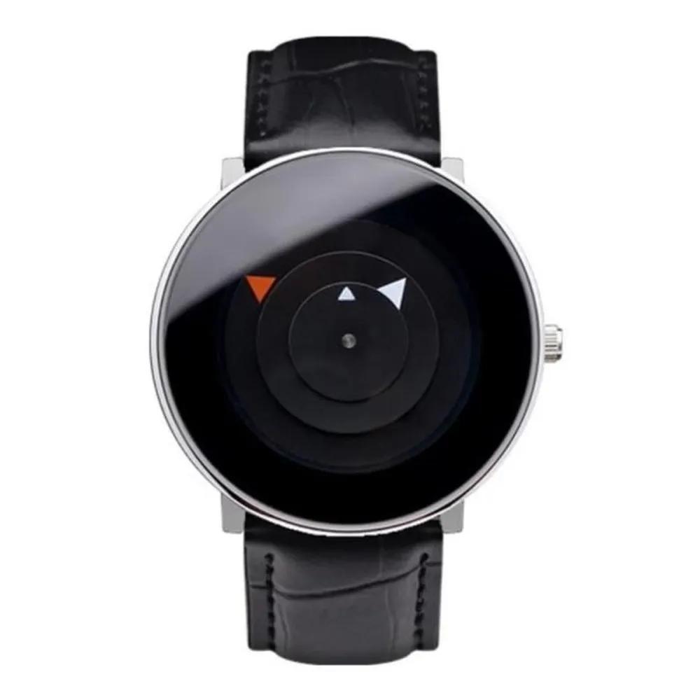 Men s Crack Point Triangle Kitsch Look Round Wristwatch A20482_Black