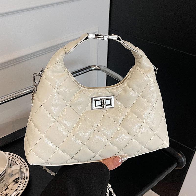Spring and Summer New Niche Light Luxury Small Fragrant Wind Rhombus Chain Wrist Bag Fashionable Versatile Simple Temperament Messenger Women's Bag