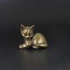 1PC Brass Kitty Ornament - Office Desktop Ornament with Bored Retro Tea Pet Brass Decorative Pendant Multi-style Statue
