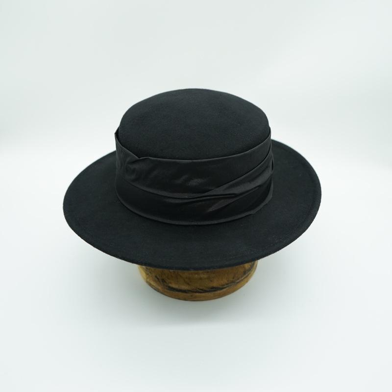 French Elegant Retro Black Woolen Flat Top Top Hat Women'S Autumn And Winter British Retro Versatile Wide Brim Felt Foreign Trade