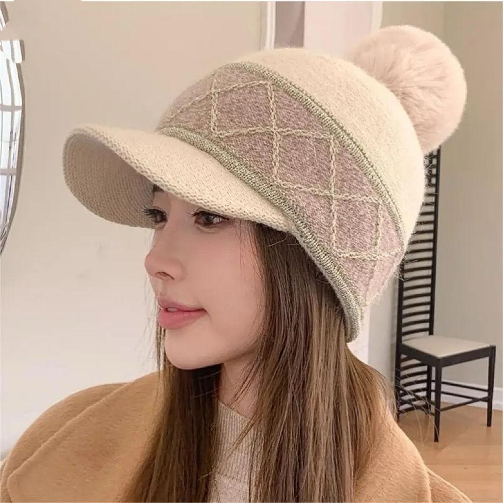 Women's Hats Are Cold-proof, New Winter Velvet Cycling Warm Wool Hats, Peaked Hats, Thickened Ear Protectors, Knitted.