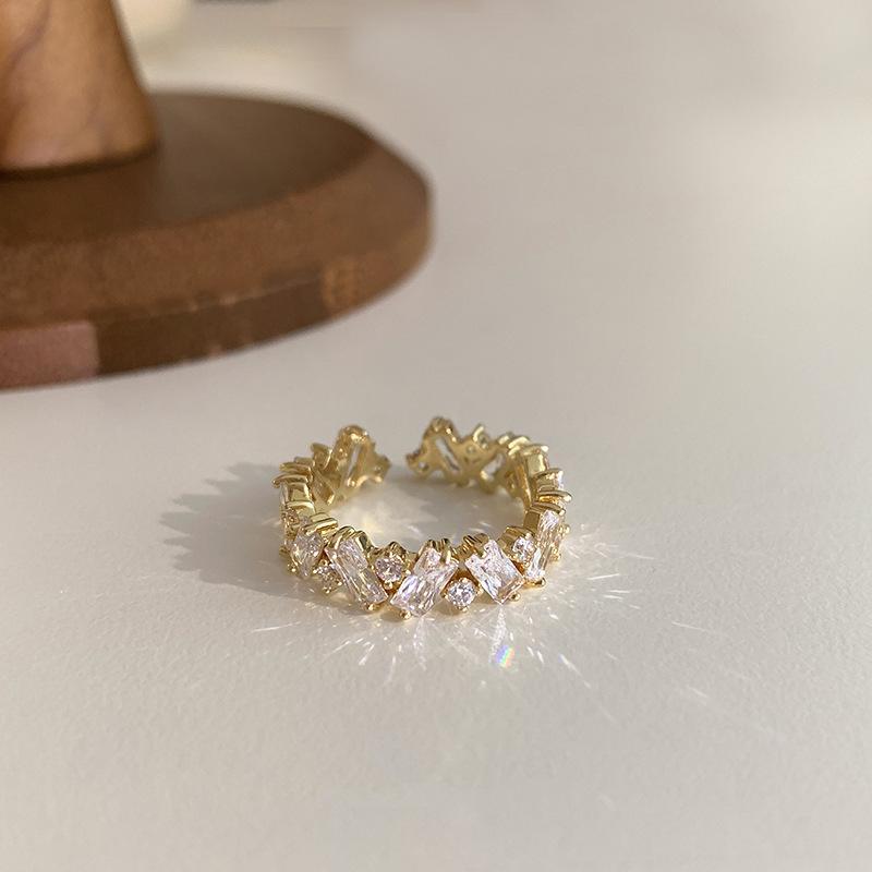 Style Chic Highend Adjustable Ring With Dazzling Rhinestones For Fashionable Women