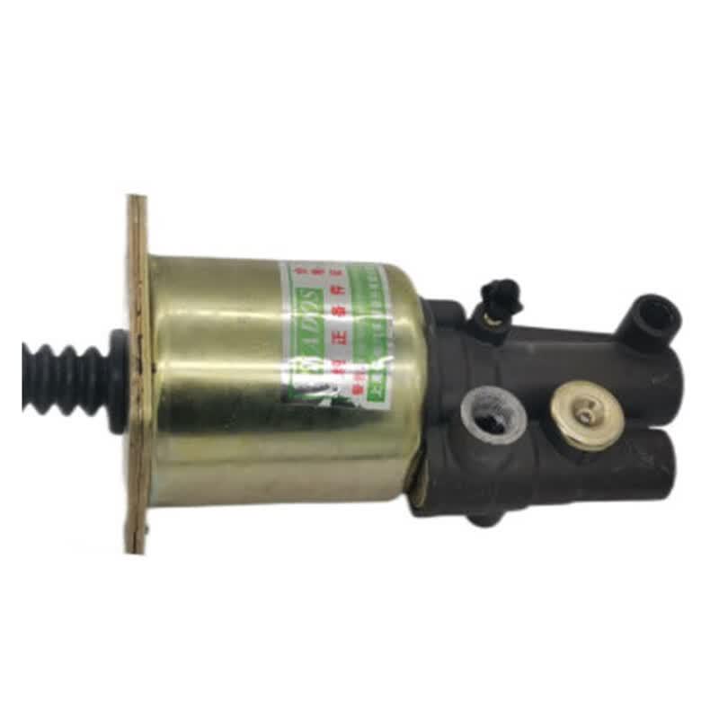 Clutch Booster Pump for Howo Trucks
