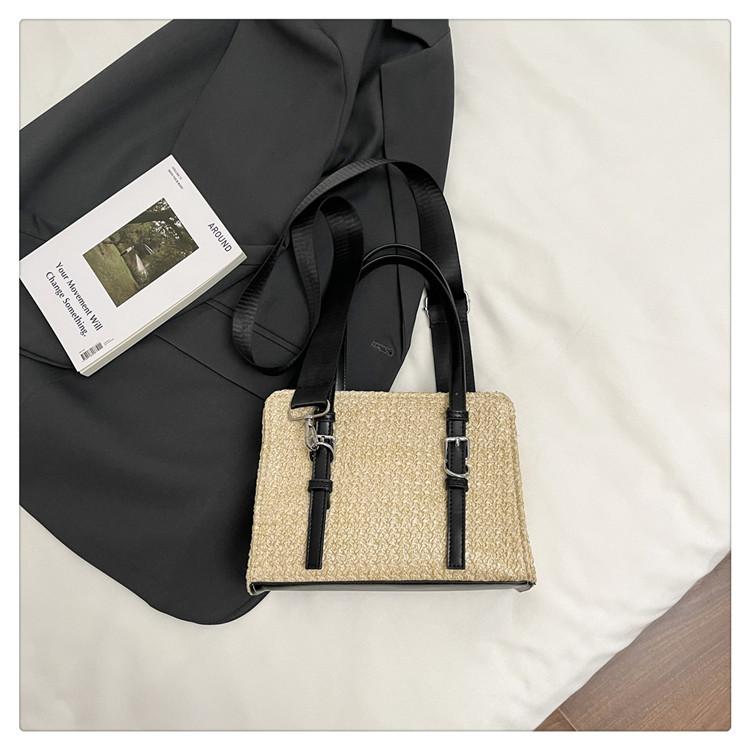 Fashion Women's Bag 2025 Summer New Foreign Style Shoulder Bag Simple Messenger Bag Straw Splicing Casual Small Square Bag Tide