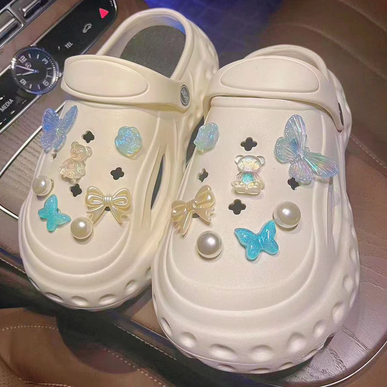 

Очарование для обуви, булавки «сделай сам», украшение в виде бабочки, пряжка для обуви с отверстиями, набор подвесок, аксессуары для детей, подарок для мальчиков и девочек