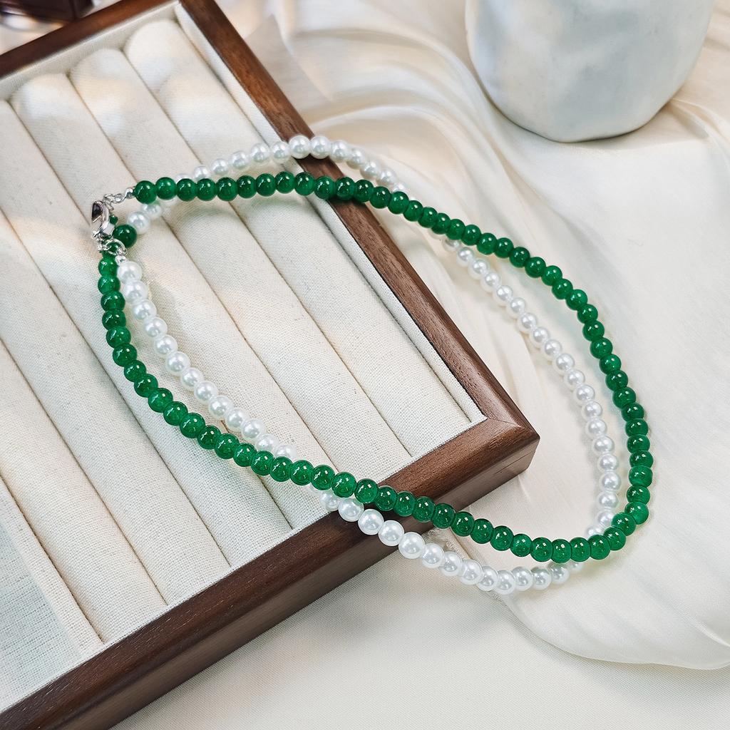 Ethnic Style Emerald Multi-Layer Pearl Necklace, Retro National Style Temperament White Beaded Collarbone Chain Female