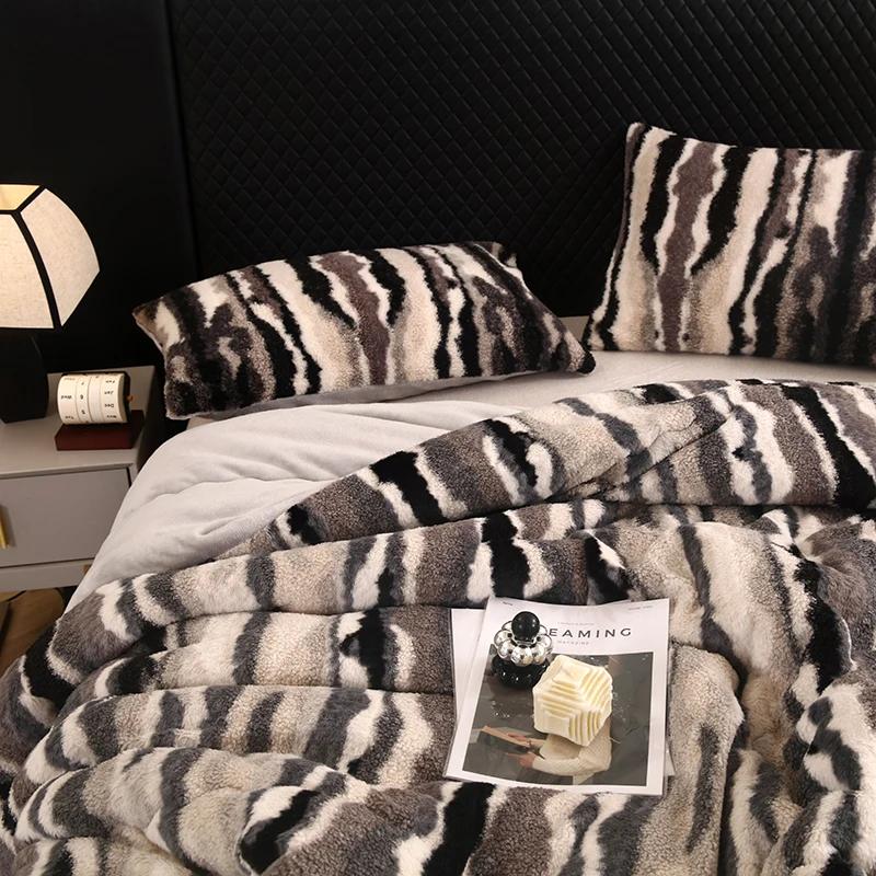 2025 New Rabbit Velvet Teddy Velvet Winter Quilt Core Quilt-Magila Sheep Curly Hair Series Warm Without Pillowcase