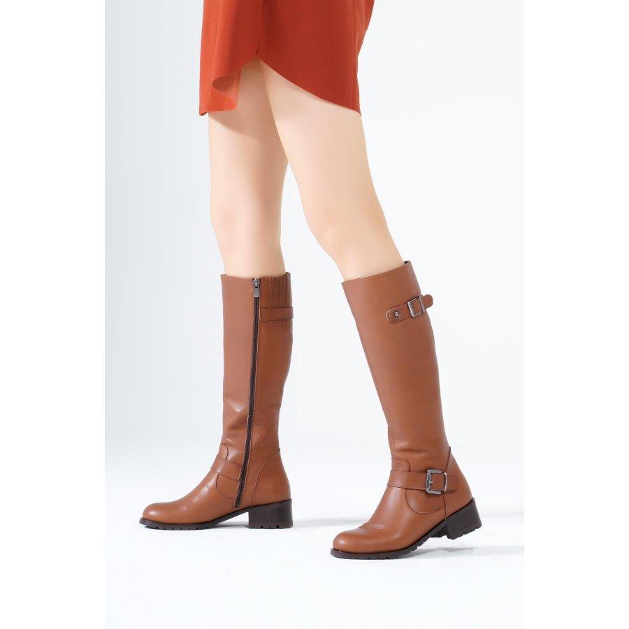 Kniehohe Damenstiefel aus echtem Leder mit Schnalle und mittlerem Absatz