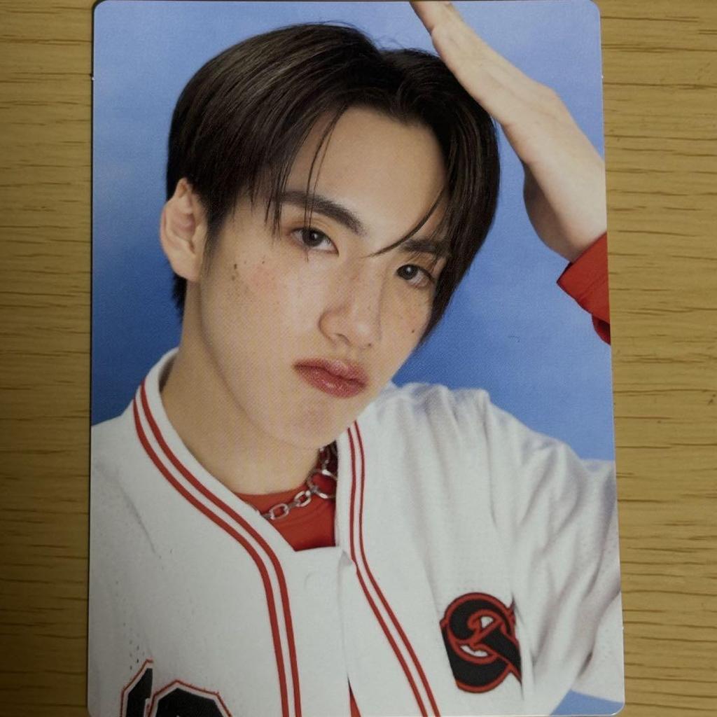 [USED] BUS PHUTATCHAI trading card because of you i shine