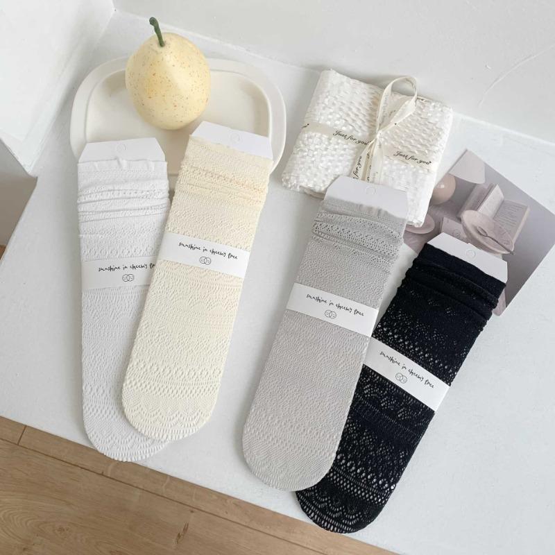Female Spring and Summer Pure Color Lace Hollow Mesh Breathable Sweet All Build In Tube Socks