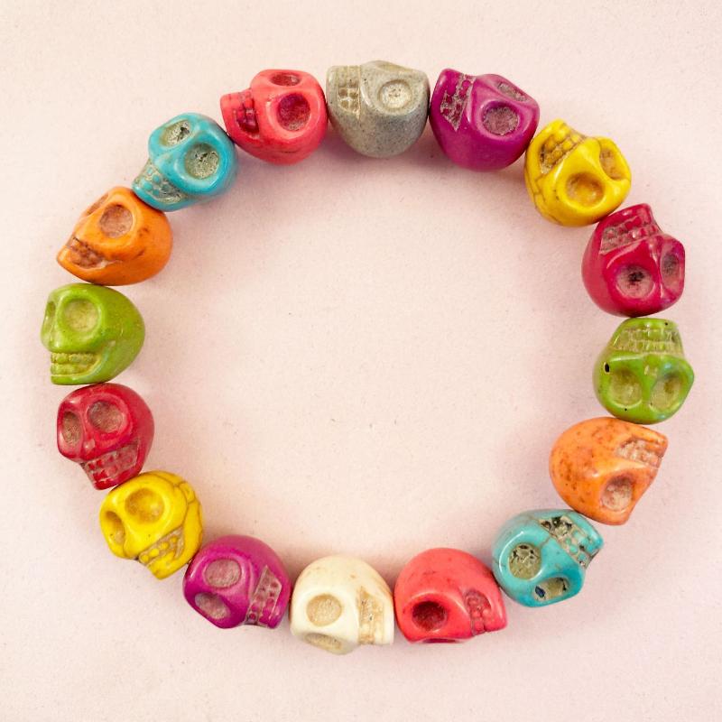 Buntes Gothik Totenkopf Perlenarmband Elastisch Dehnbar Skelett Schmuck Ideales Geschenk für Punk Liebhaber Party Accessoire