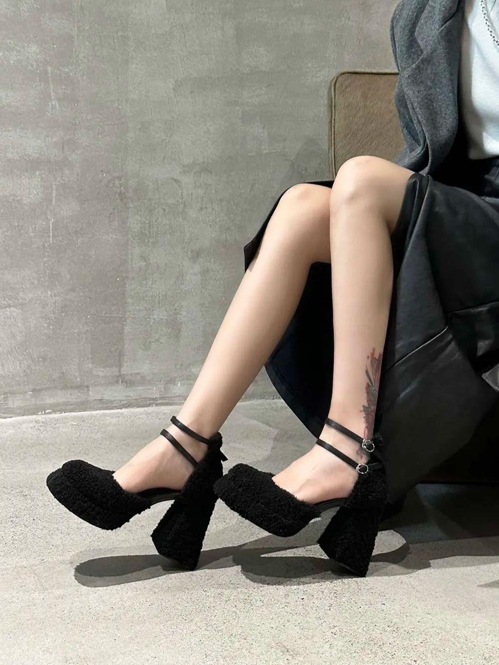 Модные женские босоножки на платформе — фото 5