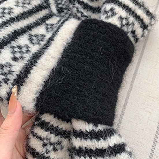 Winter Scarf Small Hole Design Thickened Warm Print Scarf Windproof Cold-Resistant Women Neck Warmer