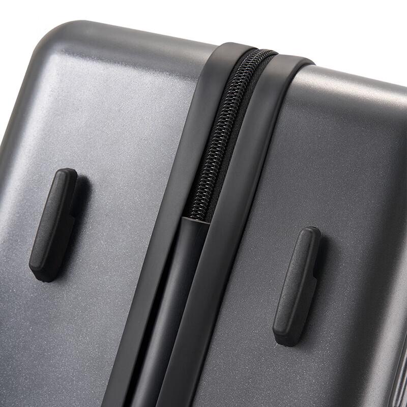 Diplomat Fashion Hardside Spinner Luggage