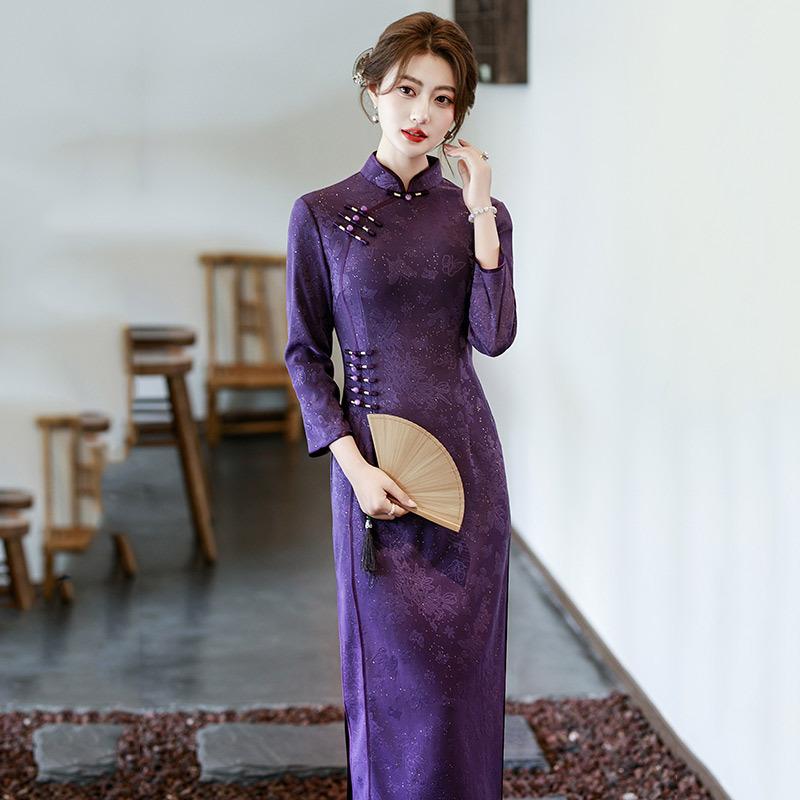 Purple Mother Outfit National Style New Chinese Long Autumn Long Sleeve Improved Cheongsam Women's High Sense Retro Waist Autumn and Winter