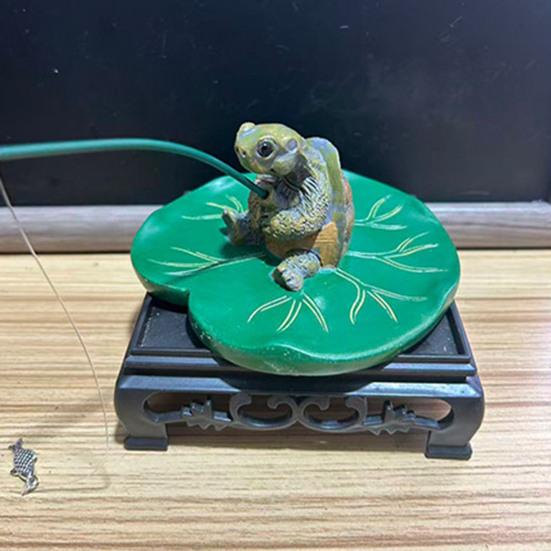 Figura de Tortuga Pescadora Tortuga Pequeña Linda sobre Hoja de Loto Escultura de Resina para Acuario Patio Piscina Estanque Decoración de Jardín Exterior