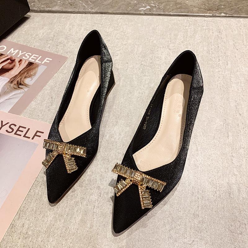 New shallow mouth women's single shoes bow rhinestone thick heel high heels women's cute wind pointed women's shoes
